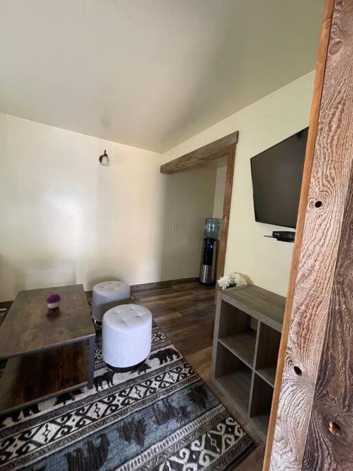Parkway Yellowstone Guest House Apartment #3 Gardiner Ngoại thất bức ảnh